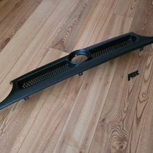 Load image into Gallery viewer, ABT Sportsline Front Grill Golf Mk3
