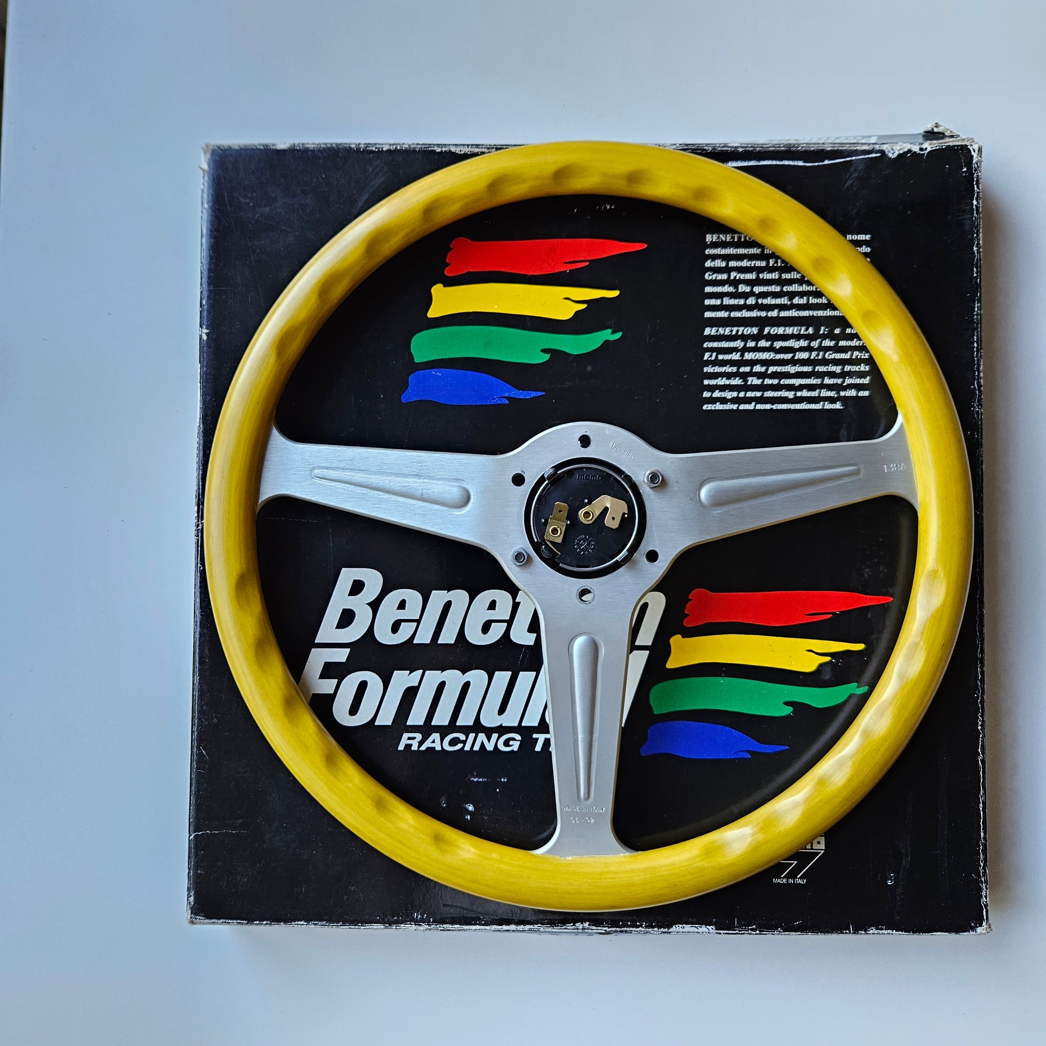 Benetton Formula ステアリングホイール Benetton Formula ステアリングホイール Benetton Formula