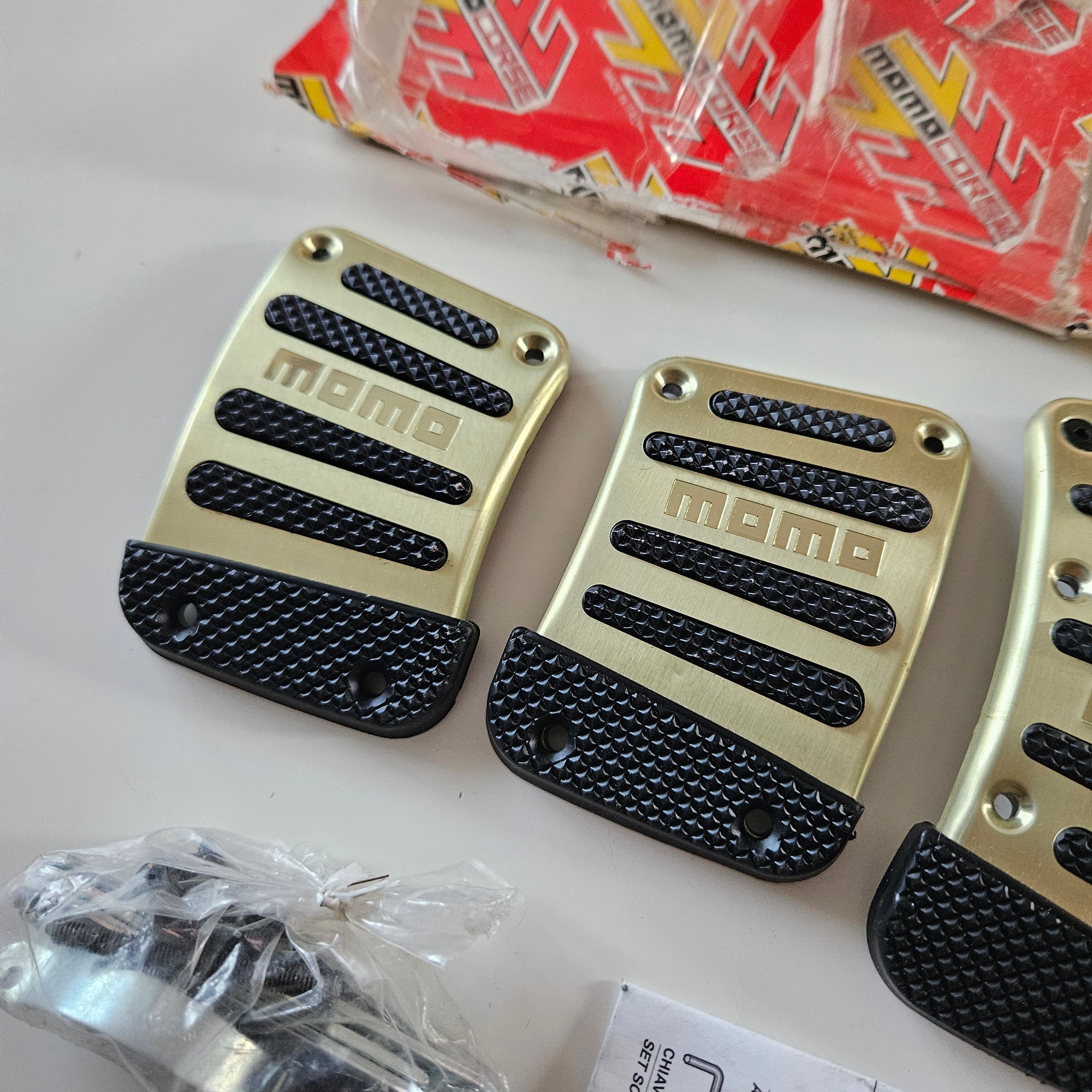 momo pedale Momo Corse Alu Pedal Set – Best VW Parts