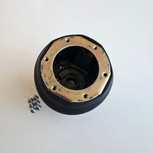 Load image into Gallery viewer, NARDI Hub Adapter Small Spline Mk1/Mk2
