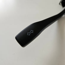 Load image into Gallery viewer, Turn Singal Control Switch Golf/Jetta Mk1
