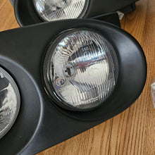 Load image into Gallery viewer, Carello Dual Round Headlight Set Golf Mk3
