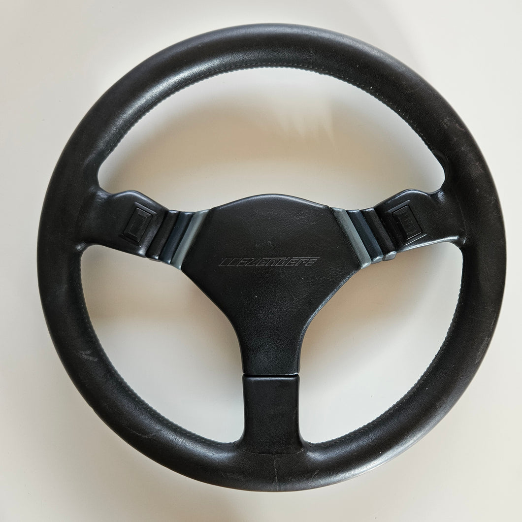 Zender Momo Steering Wheel
