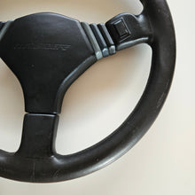 Load image into Gallery viewer, Zender Momo Steering Wheel
