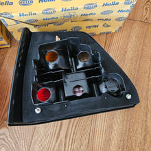 Load image into Gallery viewer, Hella Tail Light Set Golf Mk2
