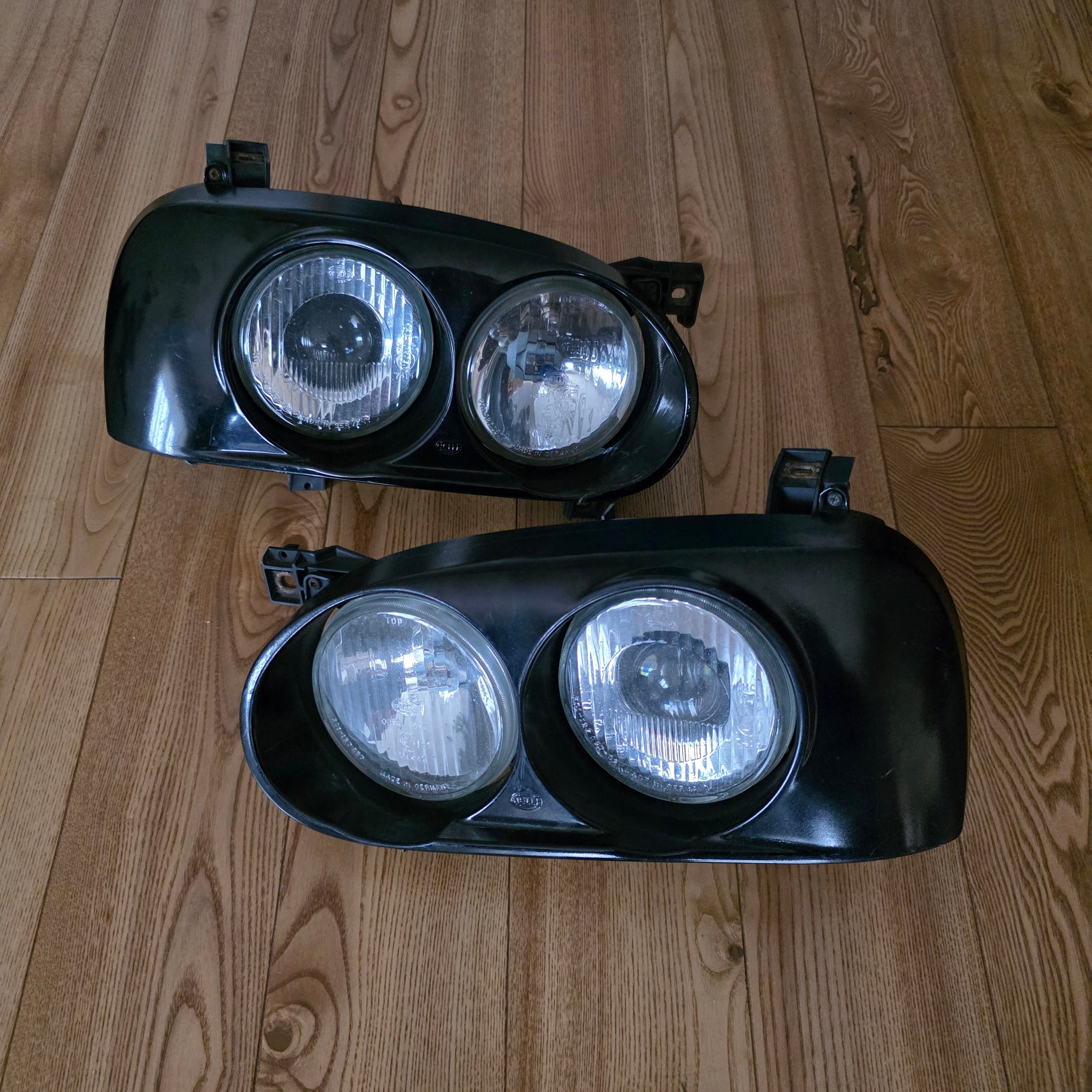 Hella DE Dual Round Headlight Set Golf Mk3 – Best VW Parts