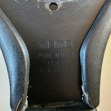 Load image into Gallery viewer, Oettinger Tuning Momo Steering Wheel
