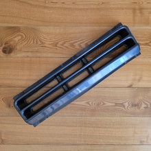 Load image into Gallery viewer, Kamei X1 Tuning Front Grill Scirocco Mk2
