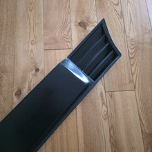 Load image into Gallery viewer, Votex Look Textured Heckblende Golf Mk2
