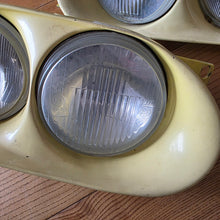 Load image into Gallery viewer, Votex Dual Round Headlight Set Golf Mk3

