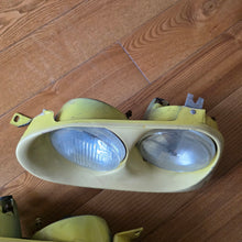 Load image into Gallery viewer, Votex Dual Round Headlight Set Golf Mk3
