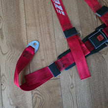 Load image into Gallery viewer, Red Zender Tuning Seat Belt
