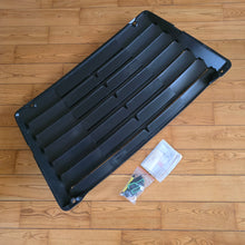 Load image into Gallery viewer, Thermoform Rear Louver Scirocco Mk1
