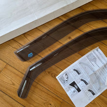 Load image into Gallery viewer, Votex Front Door Wind Deflector Set Passat B3
