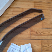 Load image into Gallery viewer, Votex Front Door Wind Deflector Set Passat B3
