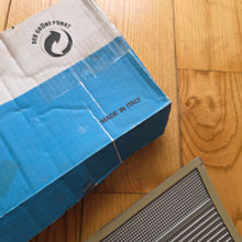 Load image into Gallery viewer, Farad Smoked/Red Heckblende Golf Mk3
