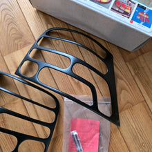 Load image into Gallery viewer, Hofele Design Tail Light Cover Set Golf Mk4
