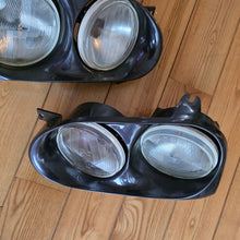 Load image into Gallery viewer, Votex Dual Round Headlight Set Golf Mk3
