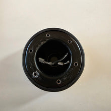 Load image into Gallery viewer, Italvolanti Hub Mercedes Benz
