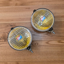 Load image into Gallery viewer, ZKW Gabel Yellow French Style Fog Light Set
