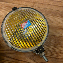 Load image into Gallery viewer, ZKW Gabel Yellow French Style Fog Light Set
