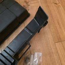 Load image into Gallery viewer, Lampa Door Pocket Set
