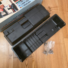 Load image into Gallery viewer, Lampa Door Pocket Set
