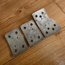 Load image into Gallery viewer, Momo "Waffle" Alu Pedal Set
