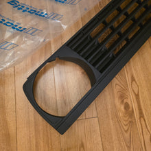 Load image into Gallery viewer, Badgeless Mattig Tuning Grill Golf Mk2
