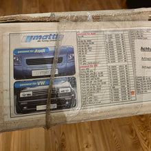 Load image into Gallery viewer, Badgeless Mattig Tuning Grill Golf Mk2
