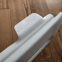 Load image into Gallery viewer, Pontus Racing Front Grill Vento/Jetta Mk3
