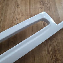 Load image into Gallery viewer, Pontus Racing Front Grill Vento/Jetta Mk3
