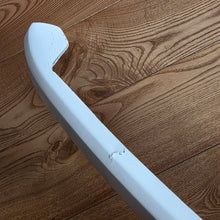 Load image into Gallery viewer, Pontus Racing Front Grill Vento/Jetta Mk3
