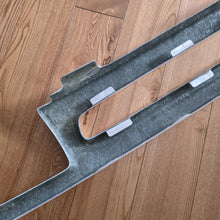 Load image into Gallery viewer, Pontus Racing Front Grill Vento/Jetta Mk3
