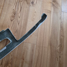 Load image into Gallery viewer, Pontus Racing Front Grill Vento/Jetta Mk3
