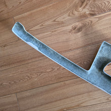 Load image into Gallery viewer, Pontus Racing Front Grill Vento/Jetta Mk3
