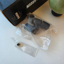 Load image into Gallery viewer, Momo Benetton F1 Green Woodgrain Shift Knob
