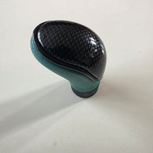 Load image into Gallery viewer, Green Raid Shift Knob
