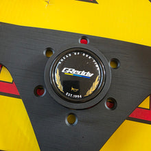 Load image into Gallery viewer, Momo Greddy (1 Of 400) Steering Wheel
