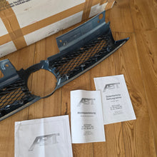 Load image into Gallery viewer, ABT Sportsline Front Grill Golf Mk6
