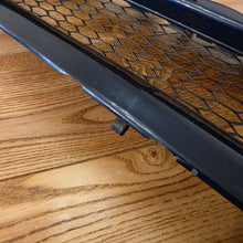 Load image into Gallery viewer, Kamei Tuning Honeycomb Style Front Grill Golf Mk4
