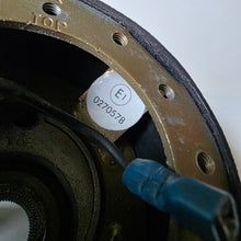 Load image into Gallery viewer, Nardi 0605 E Hub BMW E31 E36
