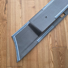 Load image into Gallery viewer, Treser Smoked Heckblende Golf Mk2
