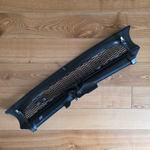 Load image into Gallery viewer, Kamei Tuning Honeycomb Style Front Grill Golf Mk4
