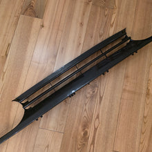 Load image into Gallery viewer, Bonrath Tuning Badgeless Front Grill Golf Mk3
