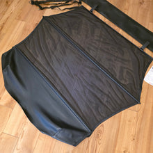 Load image into Gallery viewer, Votex Wind Deflector Net Golf Mk3 Cabrio
