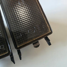 Load image into Gallery viewer, Hella Smoked Turn Signal Set Golf Mk3
