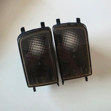Load image into Gallery viewer, Hella Smoked Turn Signal Set Golf Mk3
