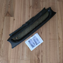 Load image into Gallery viewer, Kamei Tuning Honeycomb Style Front Grill Golf Mk4
