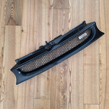 Load image into Gallery viewer, Kamei Tuning Honeycomb Style Front Grill Golf Mk4
